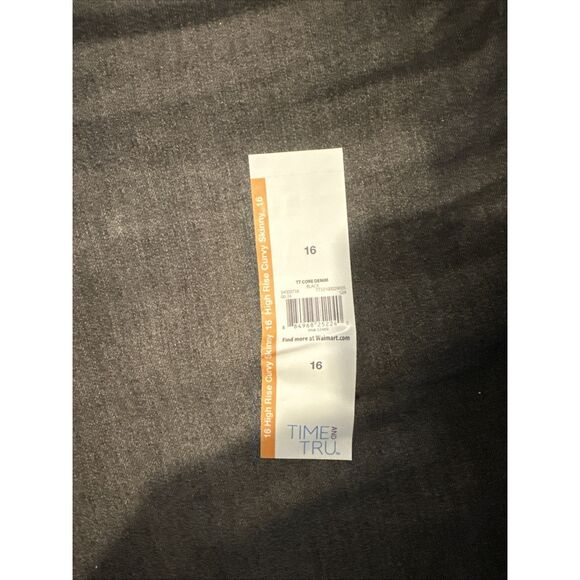 Time and Tru Women's High Rise Curvy Jeans, 29" Inseam for Regular Size 16 Black - Picture 4 of 11